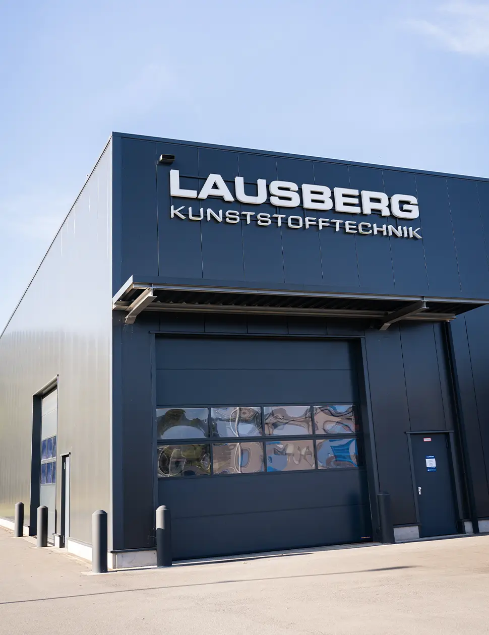 Lausberg Zentrallager von außen